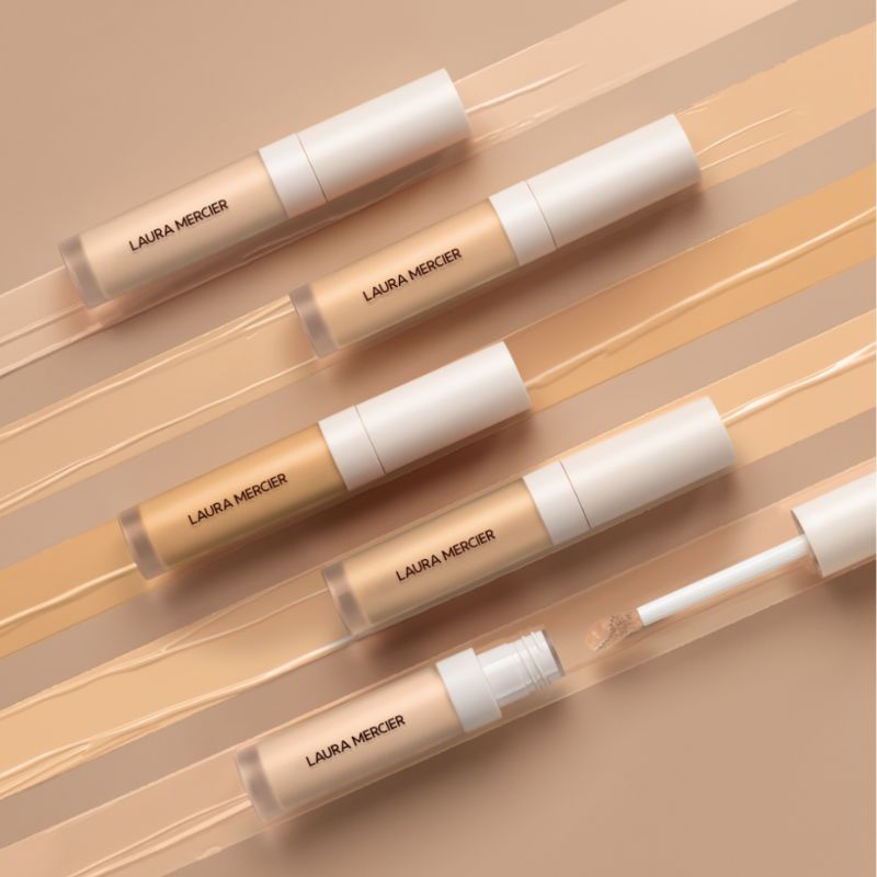 Real Flawless Weightless Perfecting Concealer shot